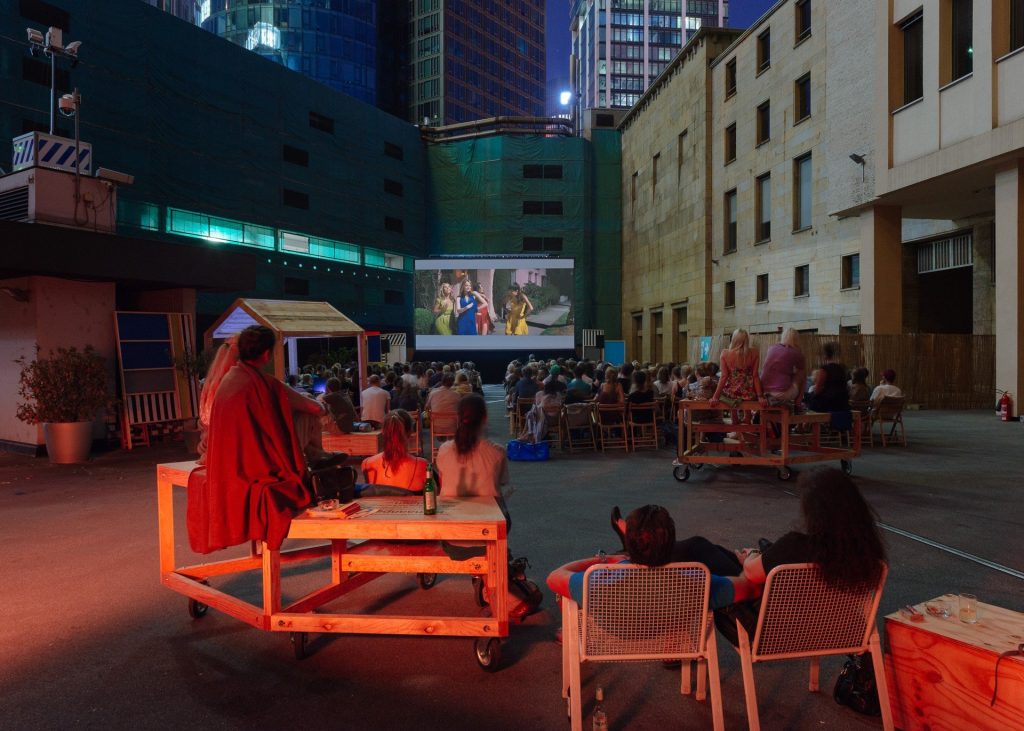 Freiluftkino Frankfurt lockte knapp 5.000 Besucher ins FOUR